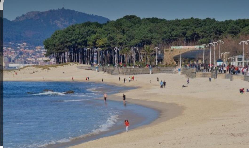 Samil Primera Linea De Playa Vigo Exterior foto